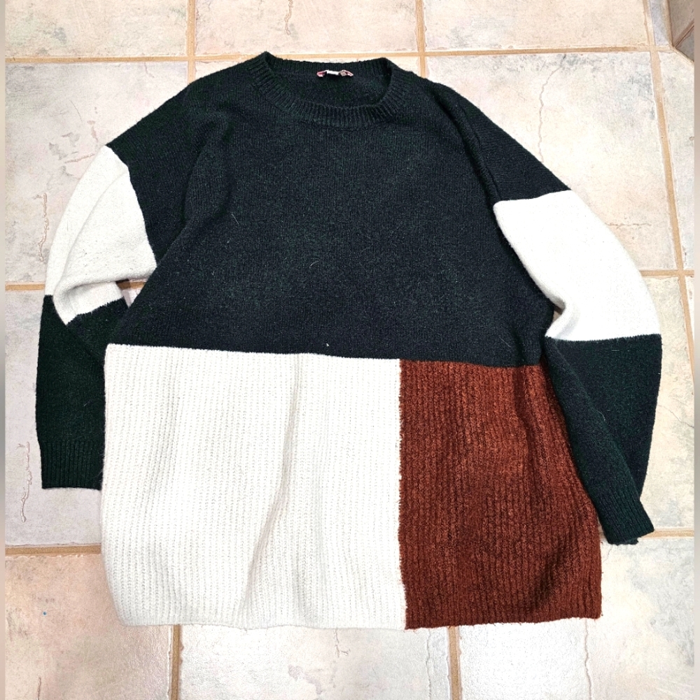 2x Andree by Unit Sweater